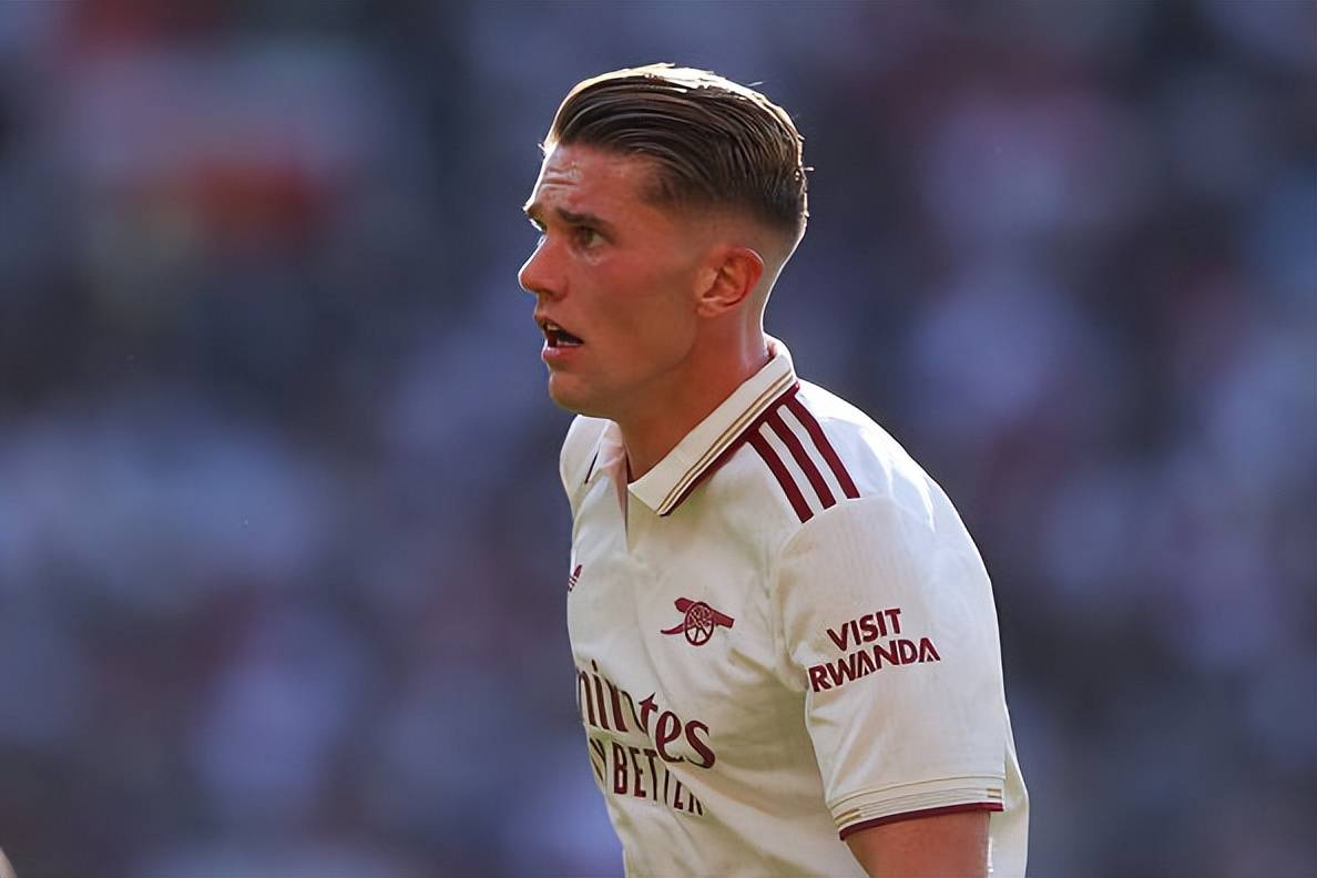 包含西汉姆迎欧冠关键赛，今夜战术微调，话题不断，训练强度明显提升的词条-爱游戏平台